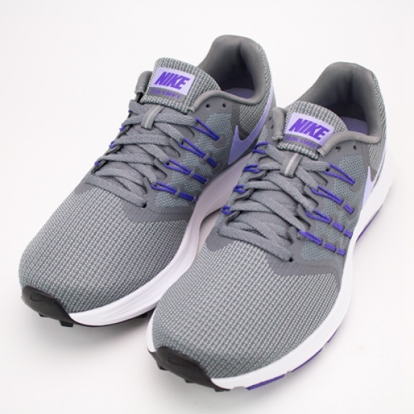 跑鞋 (有規格、價格統一)